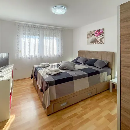 Dani By Interhome * 普拉