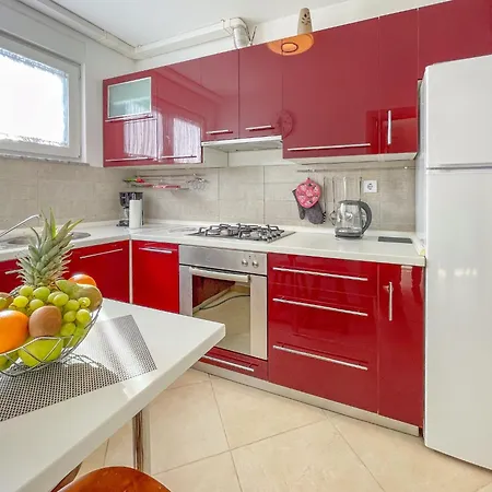 Apartament Dani By Interhome *