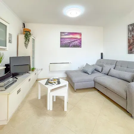 Dani By Interhome * 普拉