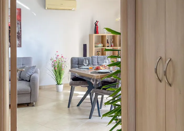 Apartament Dani By Interhome Pula